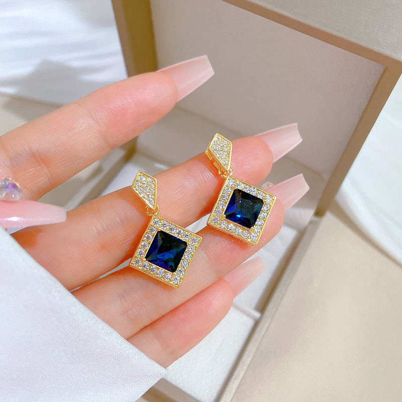 Luxury Royal Court Style Geome - Badminton Victory ulasan dan harga